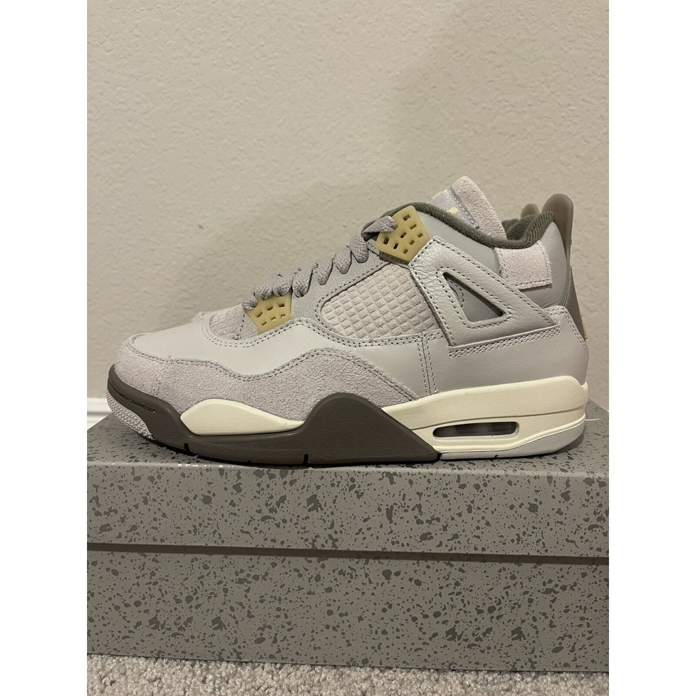 NEW Sz 6M/7.5 Women Air Jordan 4 Retro SE Craft Photon Dust DV3742-021 FAST SHIP